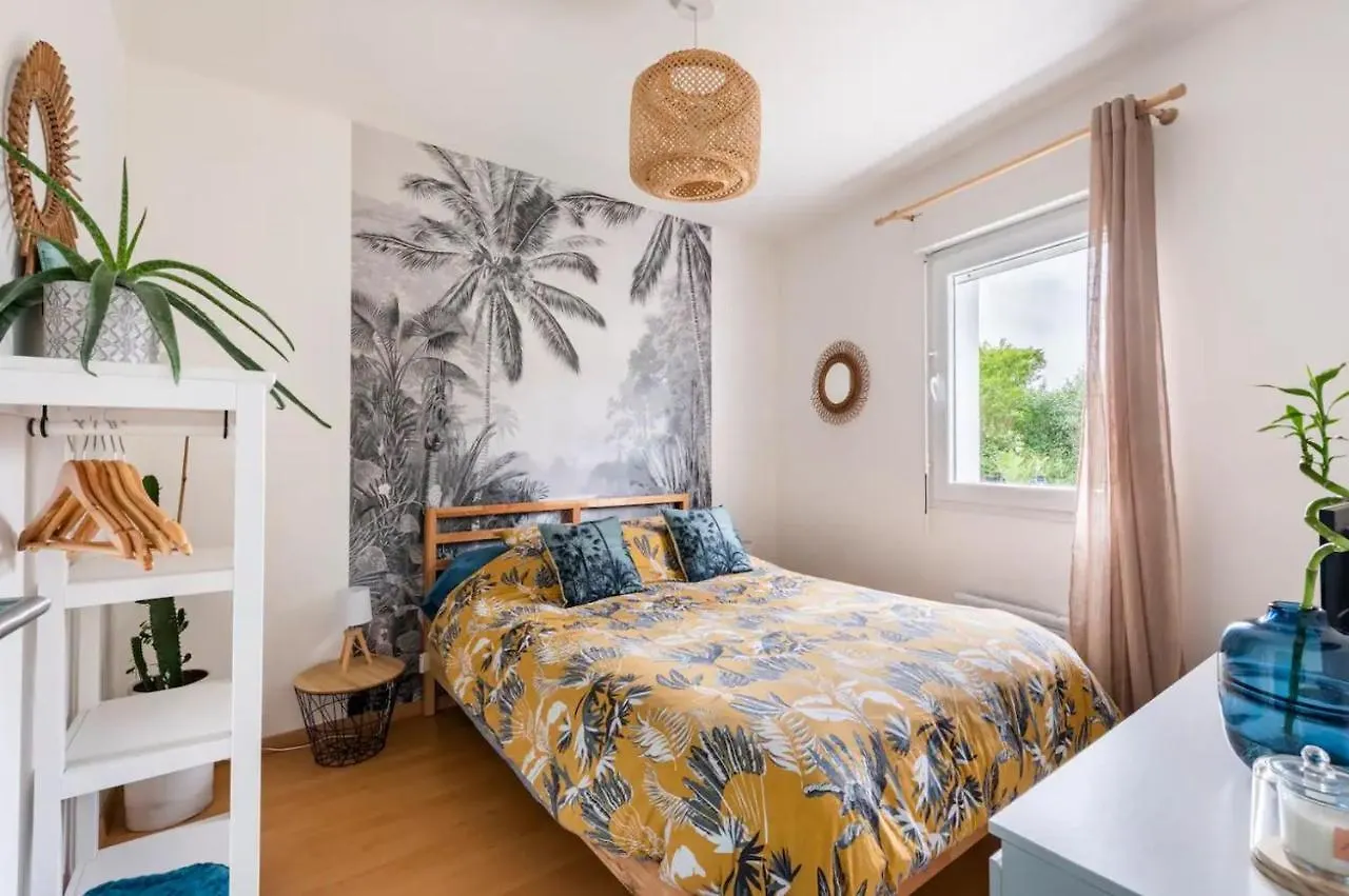 Ty Guerson Family - Maison Plain Pied - 2 Chambres - Jardin - Famille - Plage A 10 Min Voiture Pleumeur-Bodou 0*,  France