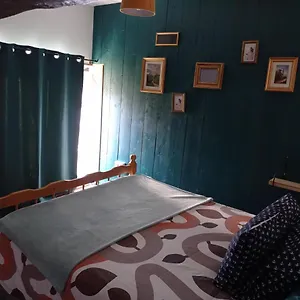 Appartement Maison Atypique Et Charmante, Pleugueneuc